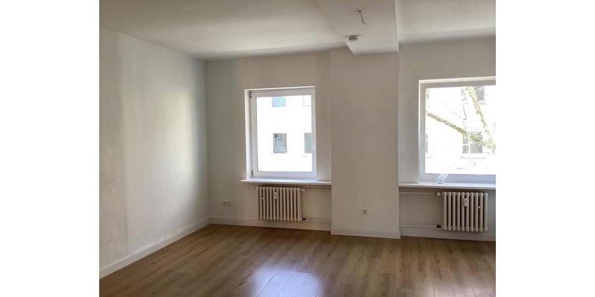 Etagenwohnung Düsseldorf Stadtmitte - 3 Zimmer, 77 m&sup2;, 1.102&euro; | Angebot:26472706