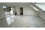 Dachgeschoßwohnung Mülheim an der Ruhr - 3 Zimmer, 78 m&sup2;, 900&euro; | Angebot:27539317