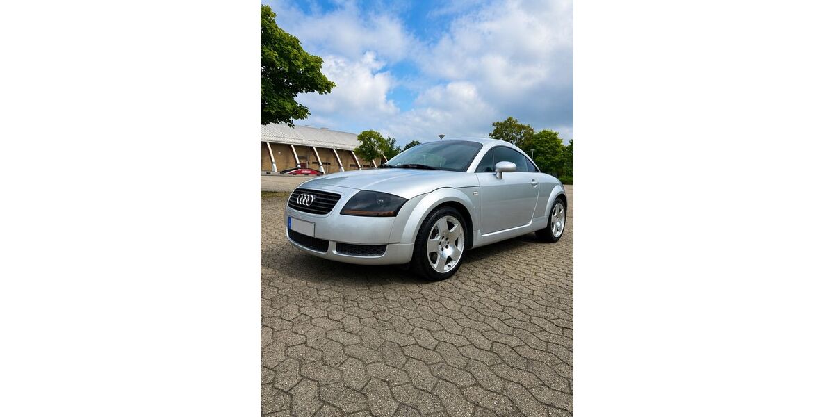 Audi TT 295.370 km 3.290 &euro; Neuss 41464