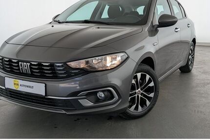 Fiat Tipo 89.500 km 11.990 &euro; Düsseldorf 40599