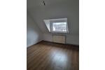 Dachgeschoßwohnung Duisburg Mittelmeiderich - 3 Zimmer, 56 m&sup2;, 450&euro; | Angebot:23912672