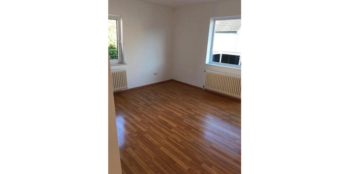 Etagenwohnung Wuppertal Gemarkung Elberfeld - 2 Zimmer, 65 m&sup2;, 600&euro; | Angebot:25942439