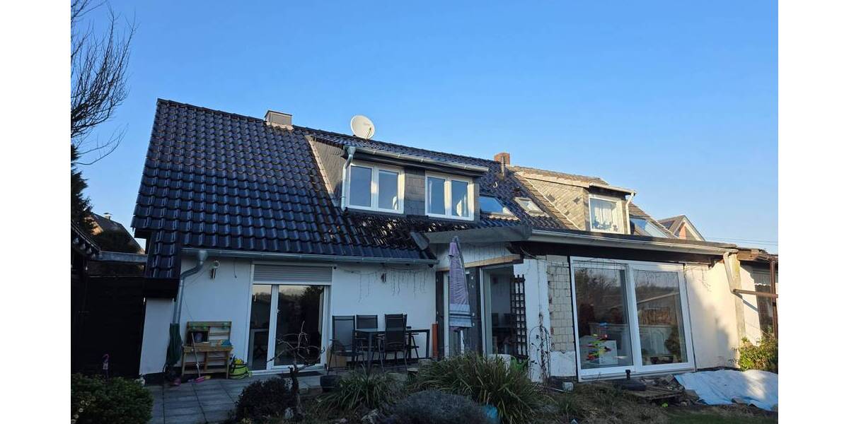 Doppelhaushälfte Velbert Kostenberg - 9 Zimmer, 259 m&sup2;, 650.000&euro; | Angebot:25680192