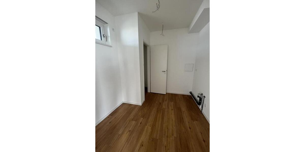 Etagenwohnung Düsseldorf Pempelfort - 3.5 Zimmer, 103 m&sup2;, 1.810&euro; | Angebot:26470284