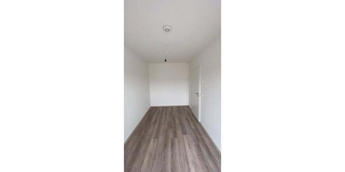 Reihenhaus Grevenbroich - 4 Zimmer, 133 m&sup2;, 1.980&euro; | Angebot:24829517