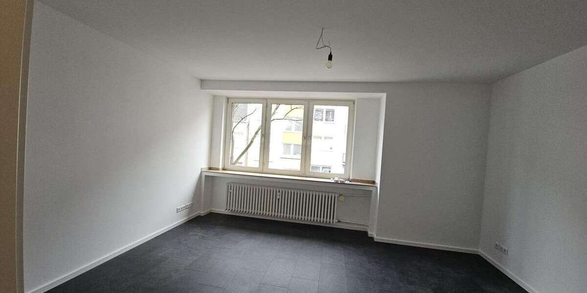 Etagenwohnung Düsseldorf Oberbilk - 1 Zimmer, 30 m&sup2;, 650&euro; | Angebot:26608368