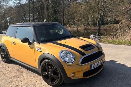 Mini Cooper S 149.162 km 5.650 &euro; Solingen 42699