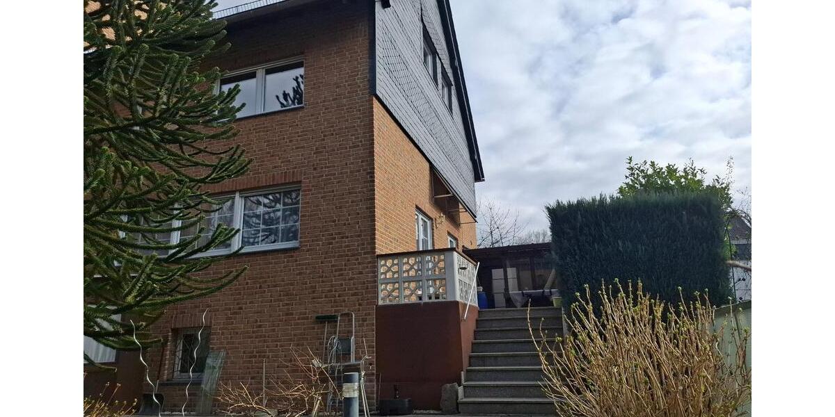 Doppelhaushälfte Burscheid - 6 Zimmer, 150 m&sup2;, 625.000&euro; | Angebot:27502982
