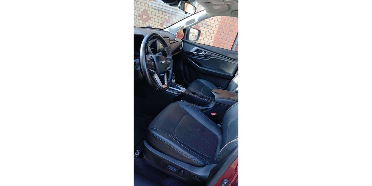 Isuzu D-Max 74.700 km 34.000 &euro; Oberhausen 46145