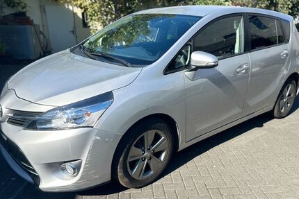 Toyota Verso 134.893 km 8.800 &euro; Grevenbroich 41517