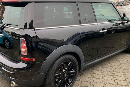 Mini ONE 210.000 km 6.750 &euro; Moers 47443