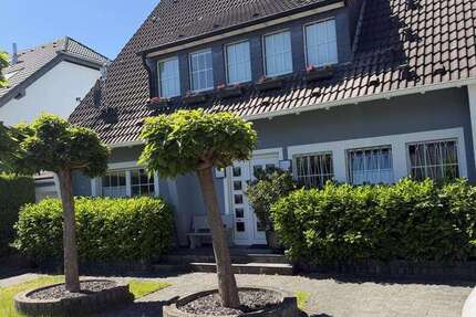 Haus Ratingen Tiefenbroich - 6 Zimmer, 216 m&sup2;, 798.000&euro; | Angebot:26956292
