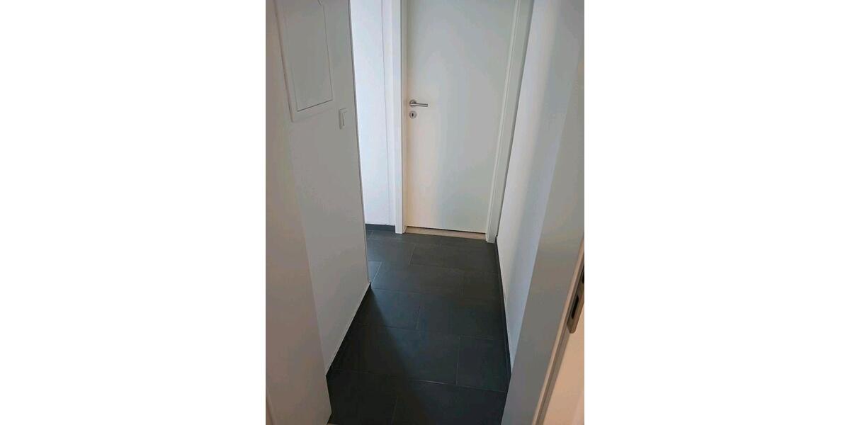 Erdgeschoßwohnung Solingen Ohligs - 4 Zimmer, 85 m&sup2;, 720&euro; | Angebot:25926355