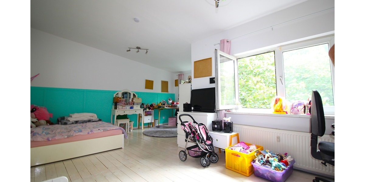 Handwerker aufgepasst! Wohn- Geschäftshaus mit drei Einheiten plus Lager und Garage. Top Grundstück! - Wohn- & Geschäftshaus Oberhausen Alt-Oberhausen | Angebot:27179297