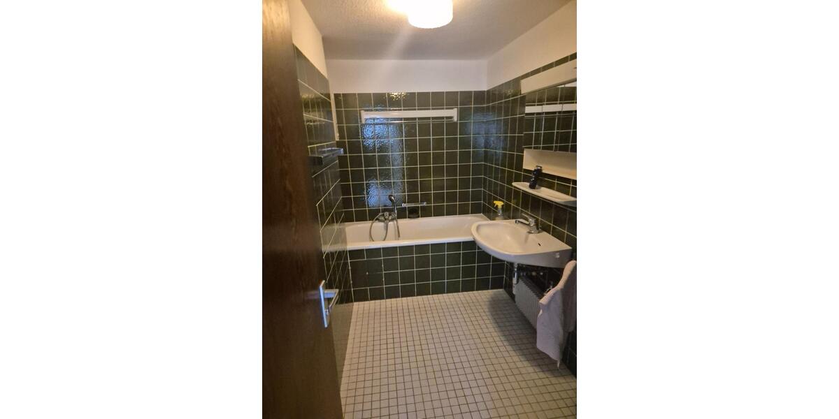 Etagenwohnung Solingen Ohligs - 2 Zimmer, 66 m&sup2;, 600&euro; | Angebot:25591790