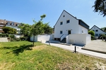 Einfamilienhaus mit 5 Zimmern und 2 Bädern, großem Garten ideal für Familien. Komplett saniert! - Einfamilienhaus Düsseldorf / Rath Rath | Angebot:27190569