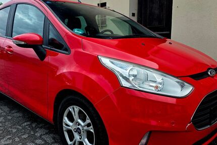 Ford B-Max 148.000 km 4.000 &euro; Oberhausen 46047