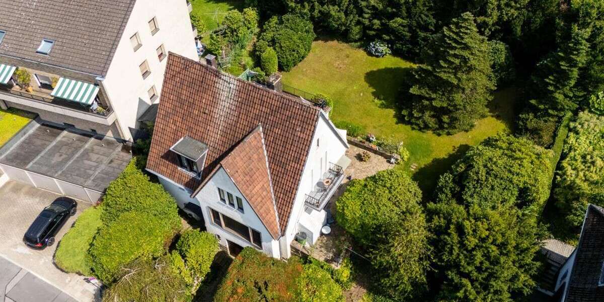 Einfamilienhaus Essen / Bredeney Bredeney - 5 Zimmer, 205 m&sup2;, 1.099.000&euro; | Angebot:23747296