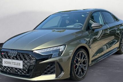 Audi RS3 2.000 km 82.980 &euro; Hilden 40721