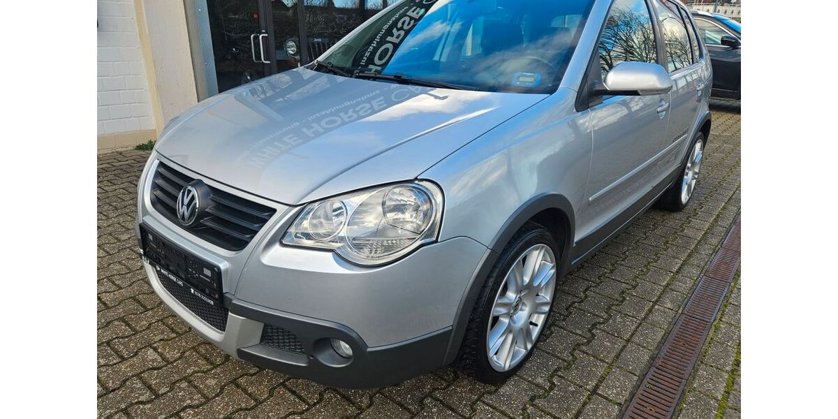 VW Polo 127.387 km 5.898 &euro; Korschenbroich 41352