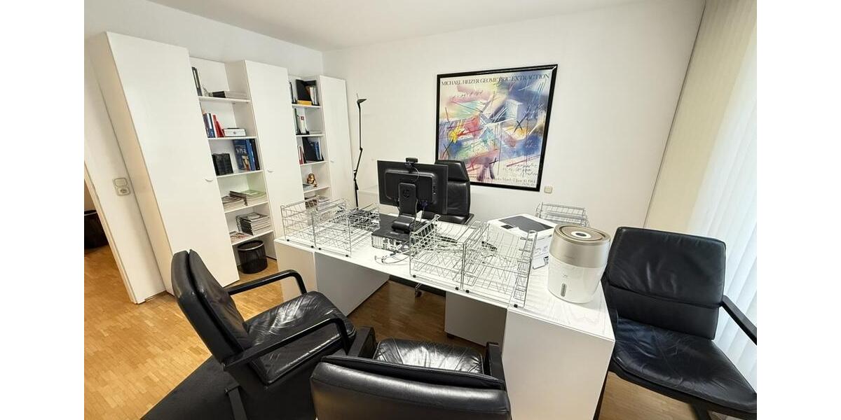 Etagenwohnung Düsseldorf - 2 Zimmer, 75 m&sup2;, 1.600&euro; | Angebot:23501219