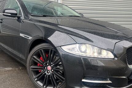 Jaguar XJ 135.779 km 17.950 &euro; Wuppertal 42285