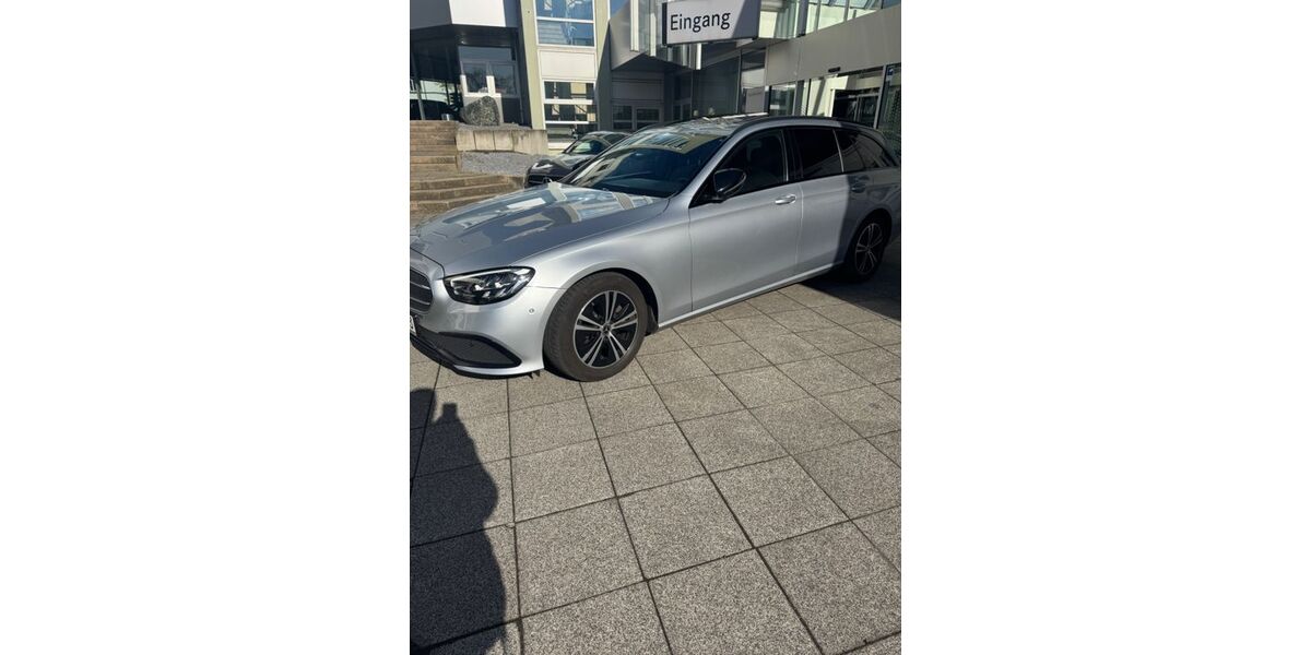 Mercedes-Benz E 220 115.000 km 32.750 &euro; Hilden 40724