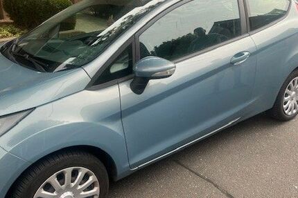 Ford Fiesta 75.000 km 4.100 &euro; Meerbusch 40670