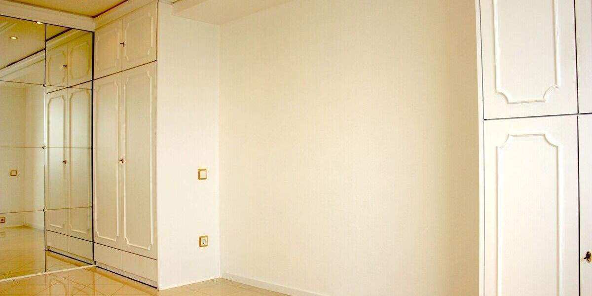 Etagenwohnung Düsseldorf Pempelfort - 3 Zimmer, 138 m&sup2;, 1.980&euro; | Angebot:25802607