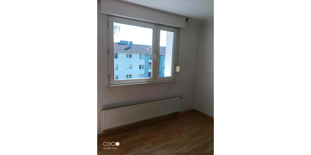 Etagenwohnung Krefeld Gellep-Stratum - 2.5 Zimmer, 50 m&sup2;, 110.000&euro; | Angebot:26966052