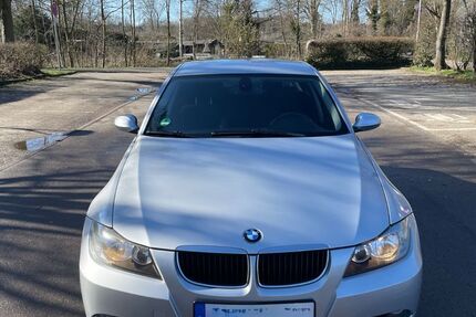 BMW 318 148.774 km 2.999 &euro; Grevenbroich 41515