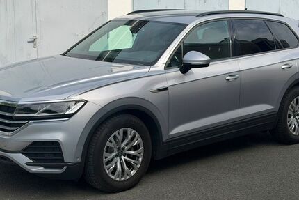 VW Touareg 99.450 km 31.900 &euro; Düsseldorf 40468