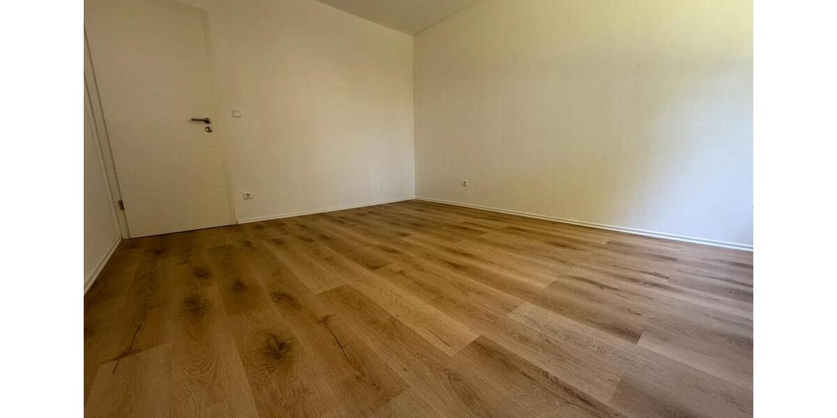 Erdgeschoßwohnung Dormagen - 4 Zimmer, 80 m&sup2;, 245.000&euro; | Angebot:27499353