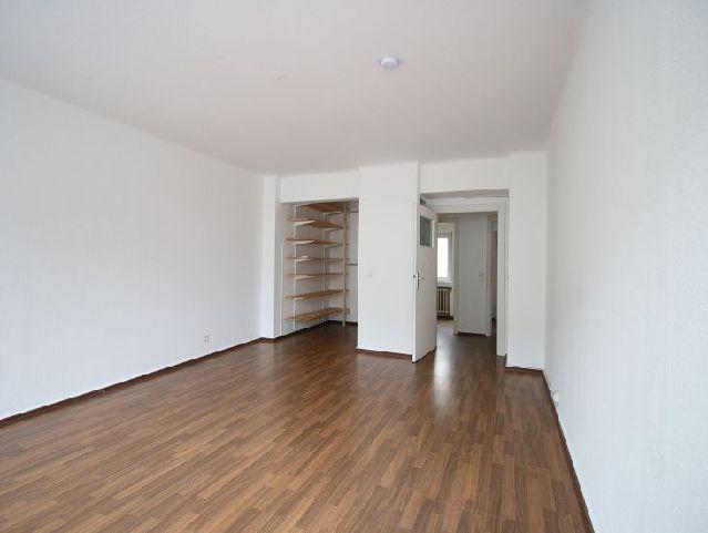 Etagenwohnung Krefeld - 2 Zimmer, 65 m&sup2;, 600&euro; | Angebot:25255768