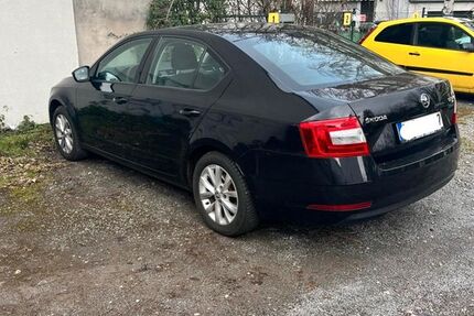 Skoda Octavia 97.000 km 14.000 &euro; Krefeld 47799