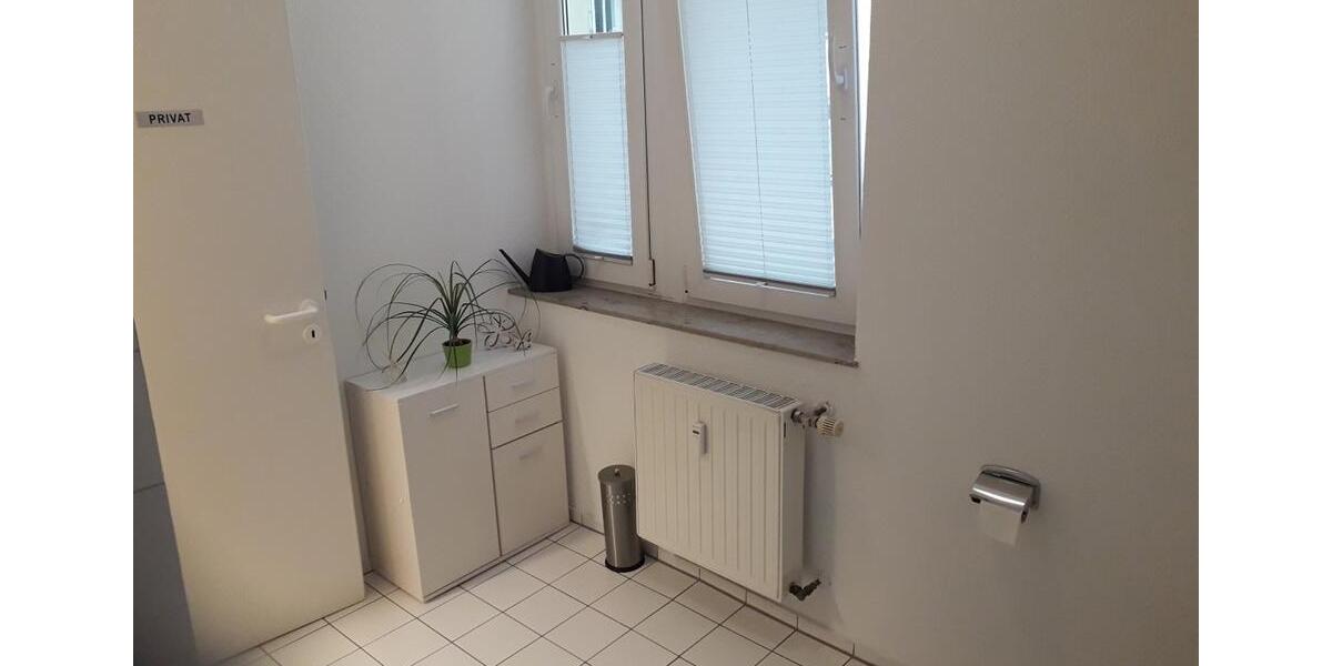 Gewerbeobjekt Düsseldorf Stadtmitte - 180&euro; | Angebot:18902077