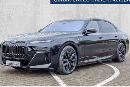 BMW i7 3.238 km 131.440 &euro; Velbert 42553