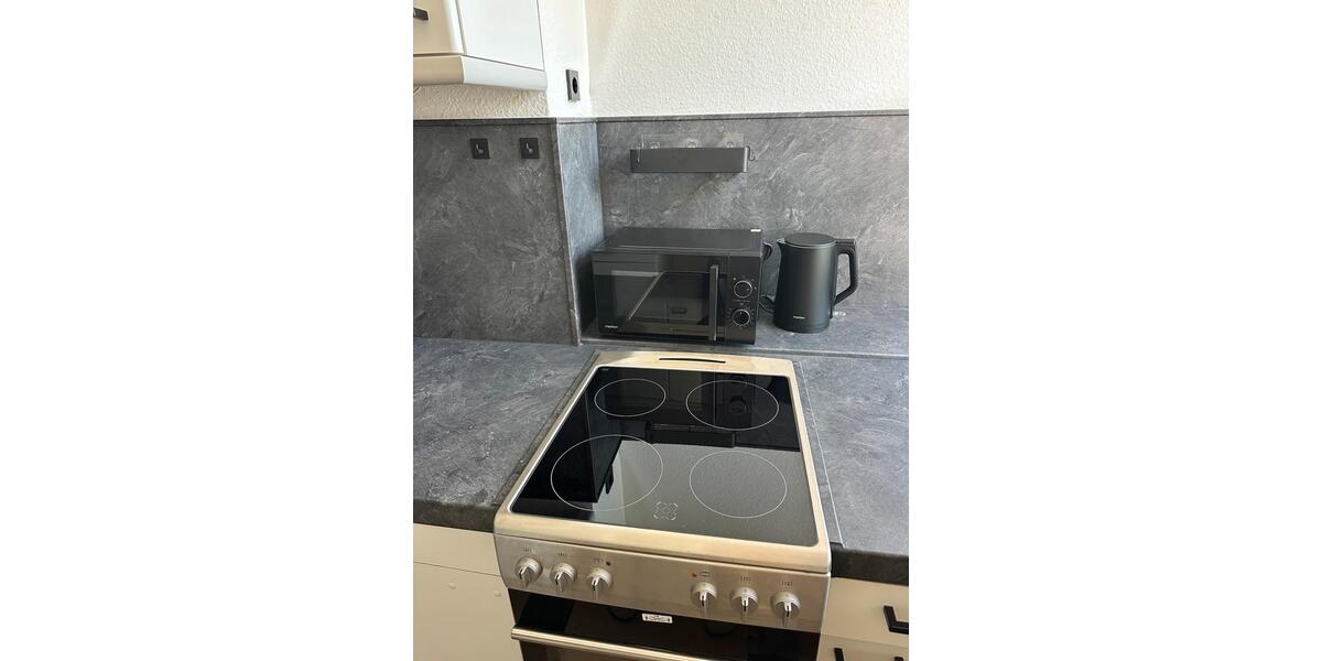 Etagenwohnung Essen Stadtbezirk II - 1 Zimmer, 30 m&sup2;, 720&euro; | Angebot:27564641