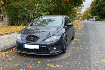 Seat Leon 210.000 km 6.300 &euro; Remscheid 42857