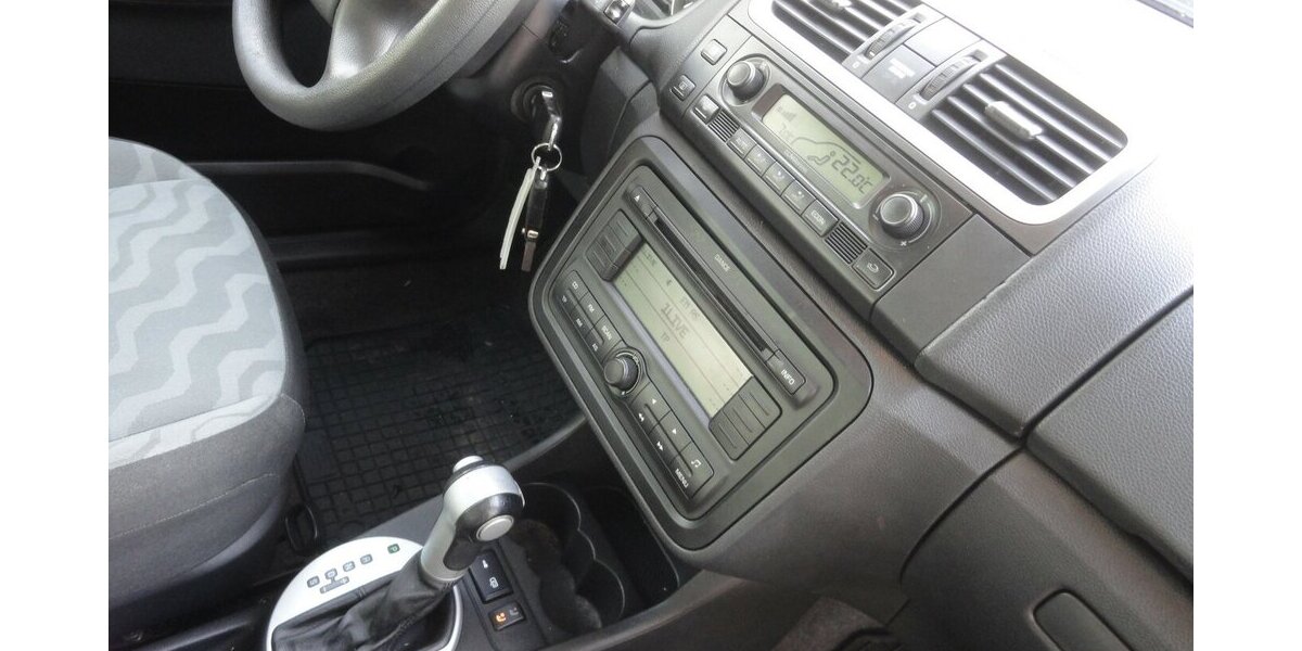 Skoda Roomster 1,6 Style Plus Edit. Autom Klimatr.1.Hd 113.000 km 7.490 &euro; Neuss 41462