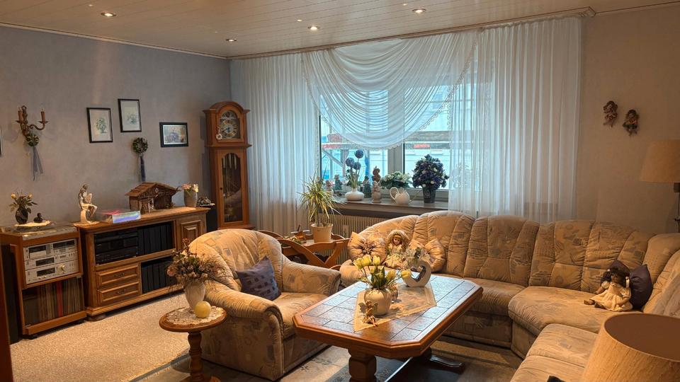 Etagenwohnung Oberhausen - 2.5 Zimmer, 76 m&sup2;, 149.000&euro; | Angebot:27180939