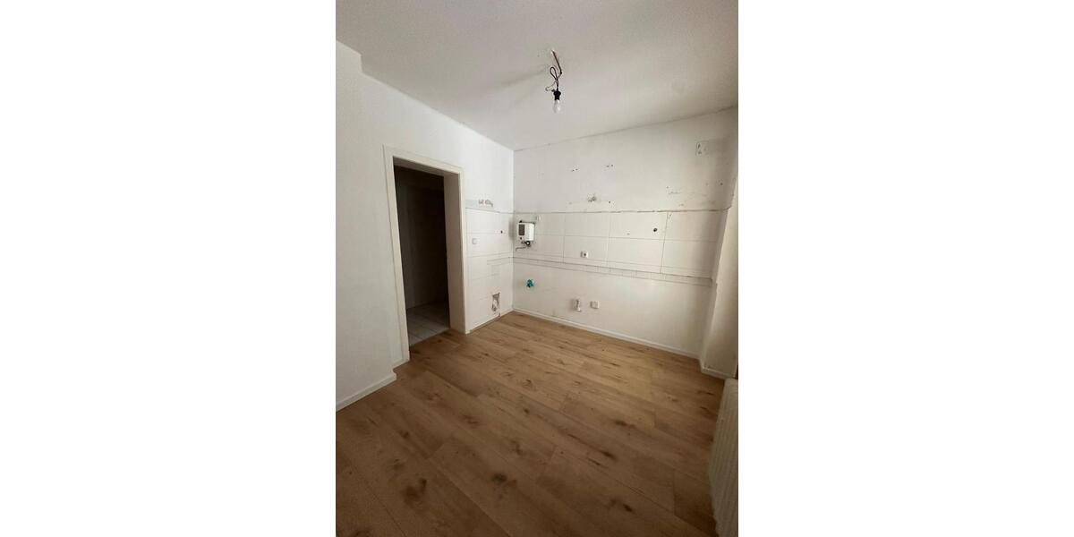 Etagenwohnung Wuppertal Cronenberg - 1 Zimmer, 35 m&sup2;, 320&euro; | Angebot:25417268