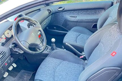 Peugeot 206 109.000 km 2.599 &euro; Korschenbroich 41352