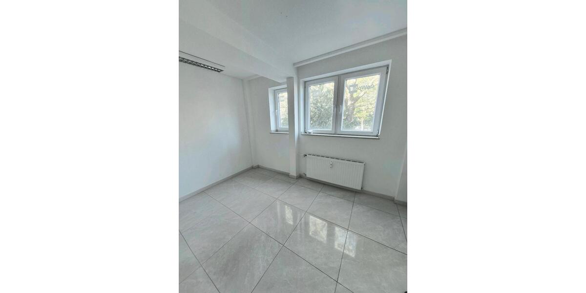 Gewerbeobjekt Neuss - 3.500&euro; | Angebot:26393948
