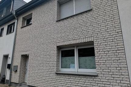 Haus Duisburg Beeck - 3 Zimmer, 125 m&sup2;, 330.000&euro; | Angebot:23408361
