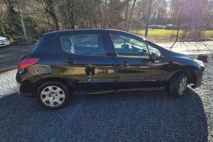 Peugeot 308 114.500 km 3.200 &euro; Krefeld 47829