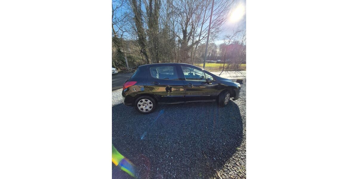 Peugeot 308 114.500 km 3.200 &euro; Krefeld 47829