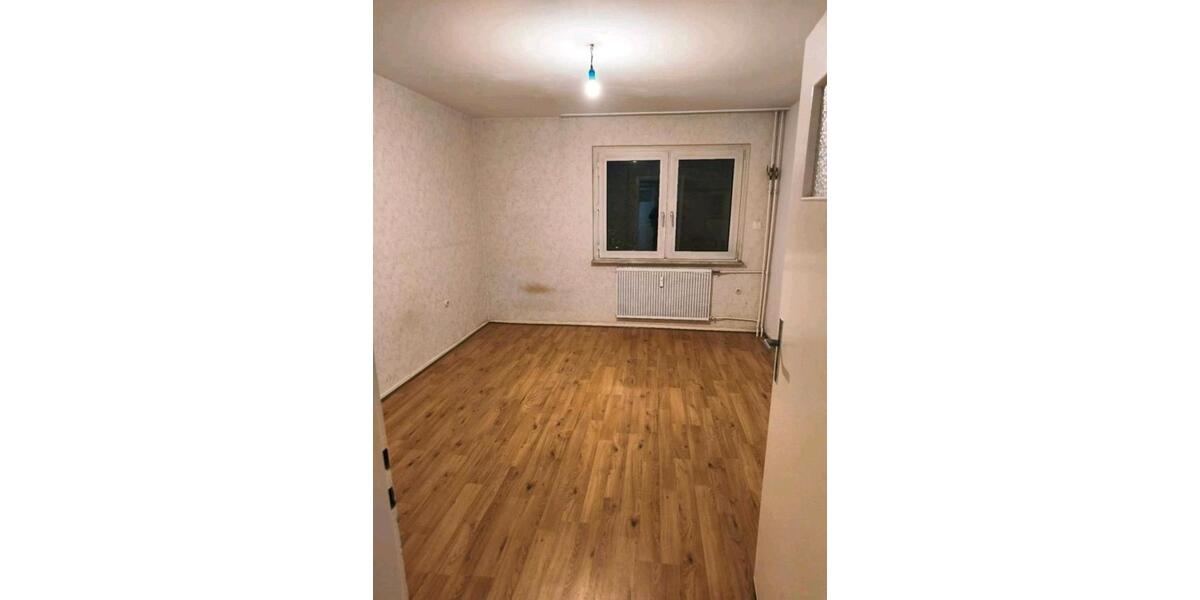 Etagenwohnung Duisburg Duisburg-Mitte - 2 Zimmer, 38 m&sup2;, 545&euro; | Angebot:26013794