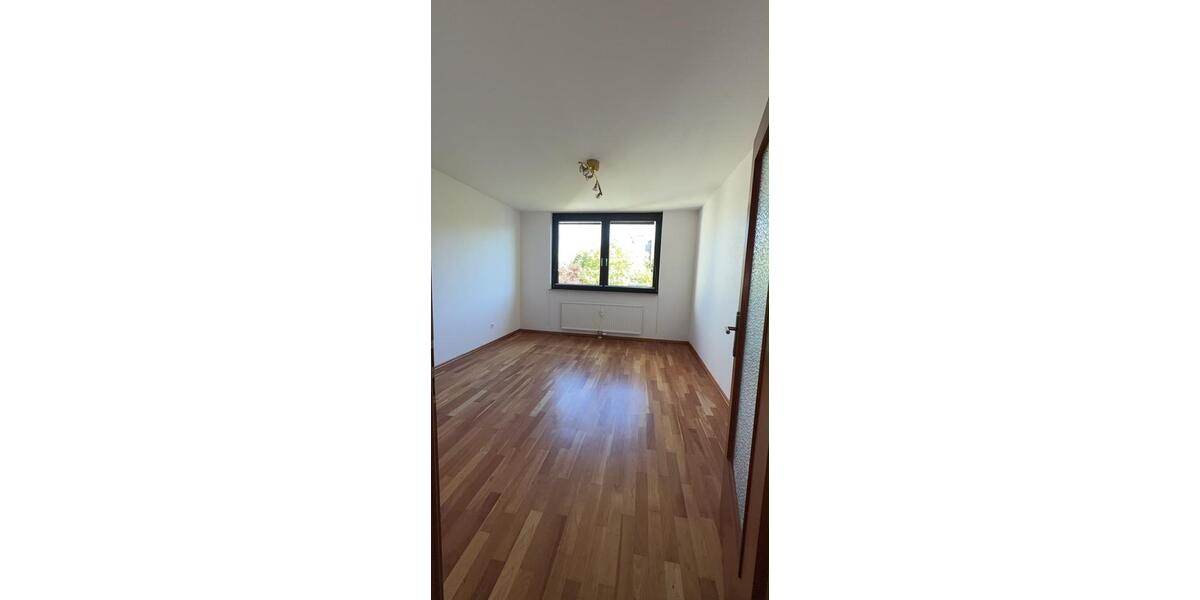 Etagenwohnung Düsseldorf Stadtbezirk 8 - 3 Zimmer, 80 m&sup2;, 359.000&euro; | Angebot:27531404