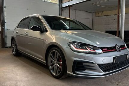 VW Golf 141.200 km 17.990 &euro; Grevenbroich 41517